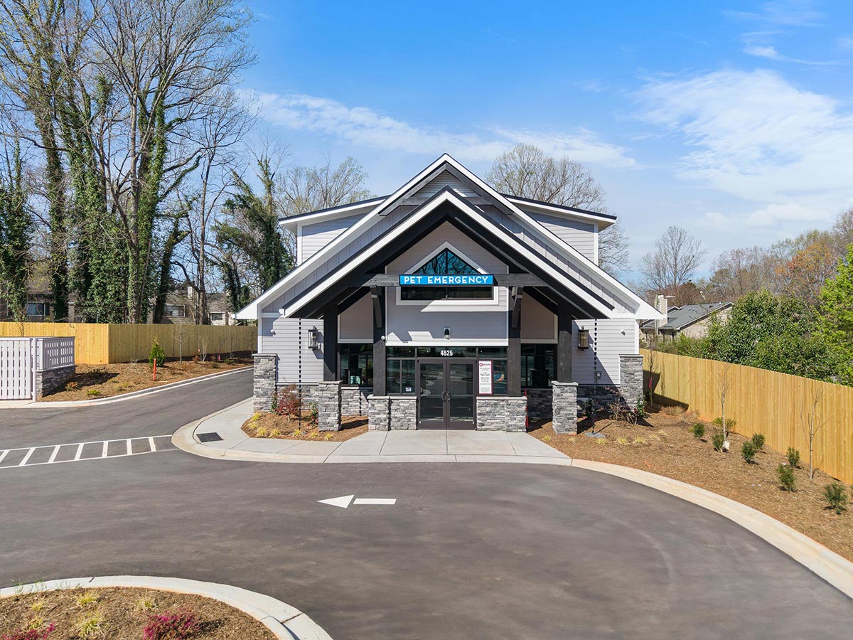 Happy Tails Emergency Veterinary Clinic Drone Exterior 2